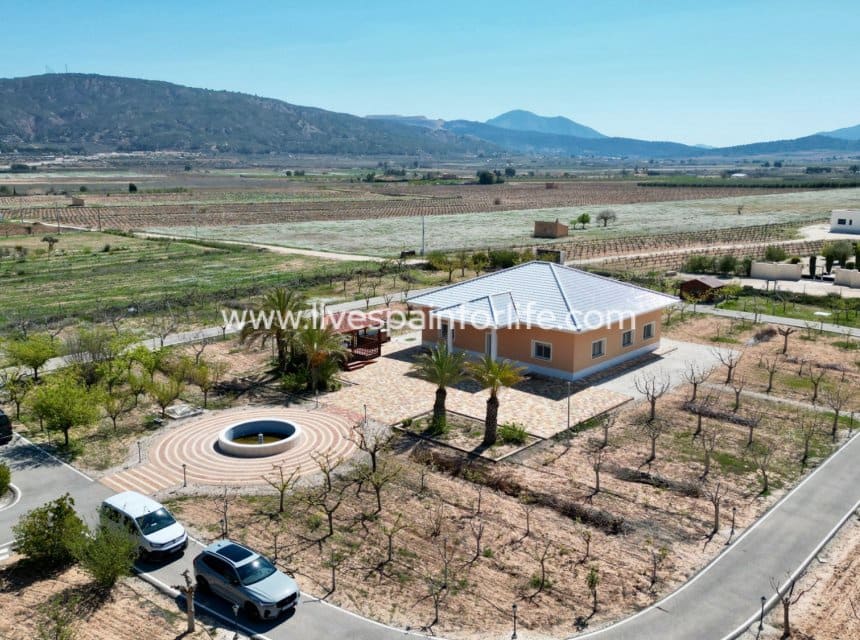 4 slaapkamer Villa te koop in Pinoso - € 595.000 (Ref: 9730438)