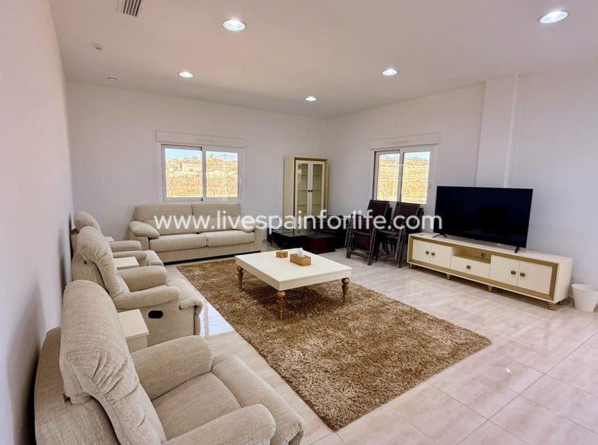4 slaapkamer Villa te koop in Pinoso - € 595.000 (Ref: 9730438)
