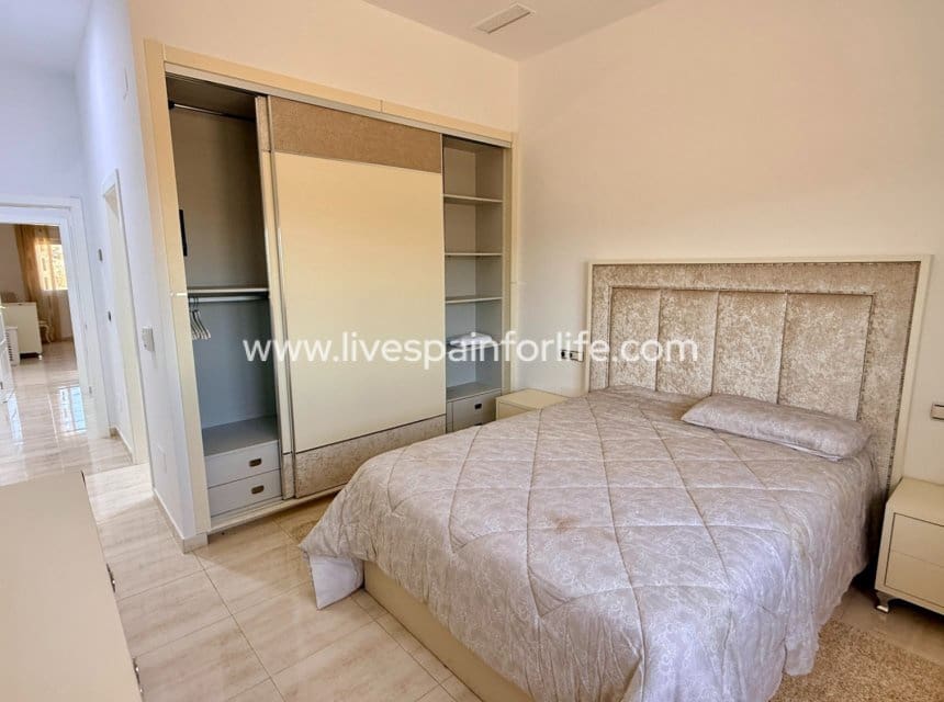 4 slaapkamer Villa te koop in Pinoso - € 595.000 (Ref: 9730438)
