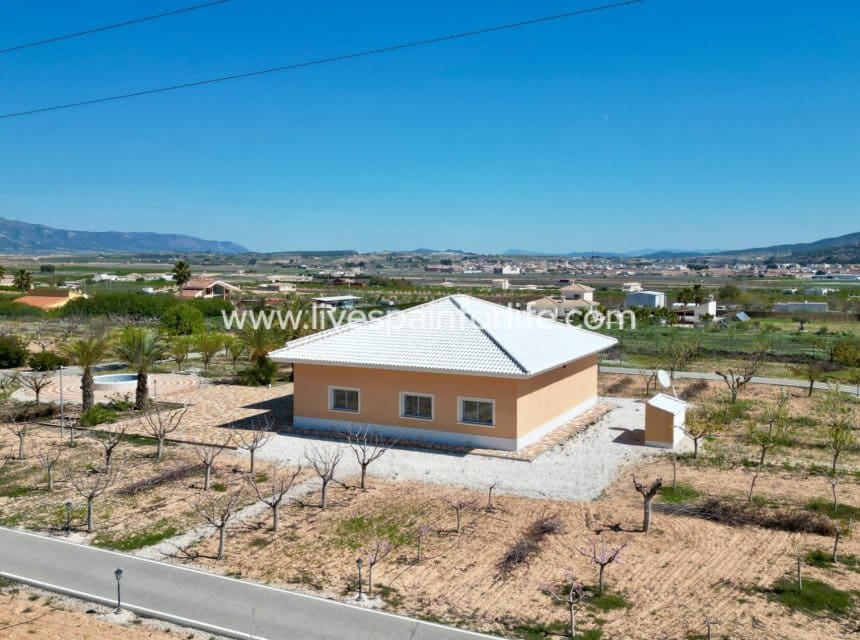 4 slaapkamer Villa te koop in Pinoso - € 595.000 (Ref: 9730438)