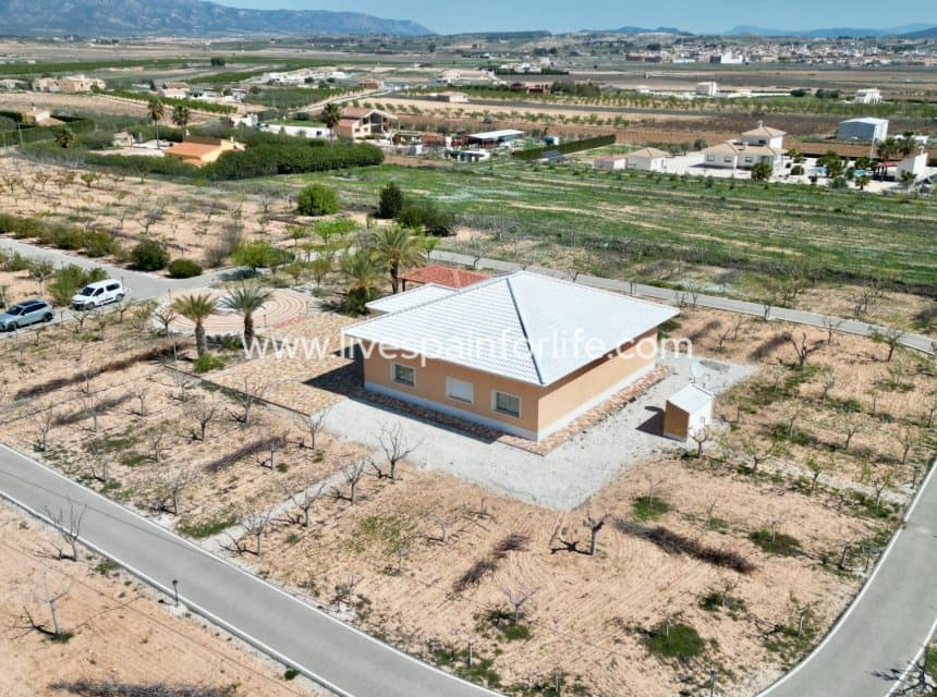 4 slaapkamer Villa te koop in Pinoso - € 595.000 (Ref: 9730438)
