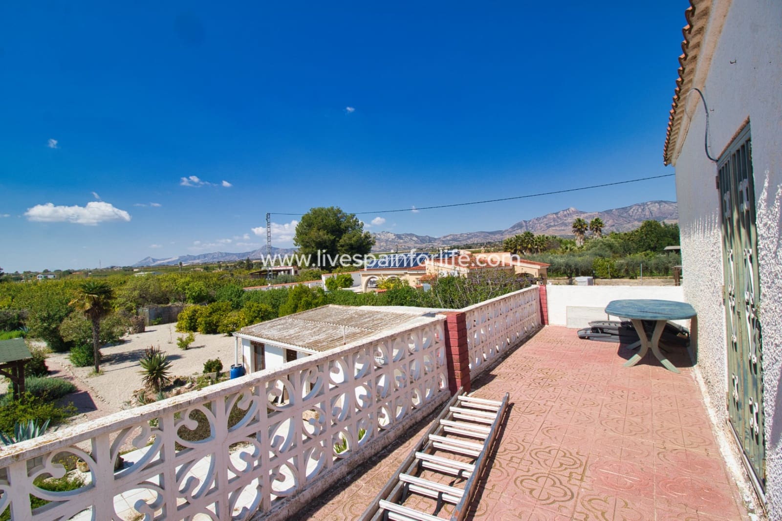 3 chambre Finca/Maison de Campagne à vendre à Alicante ville avec piscine garage - 250 000 € (Ref: 9730584)