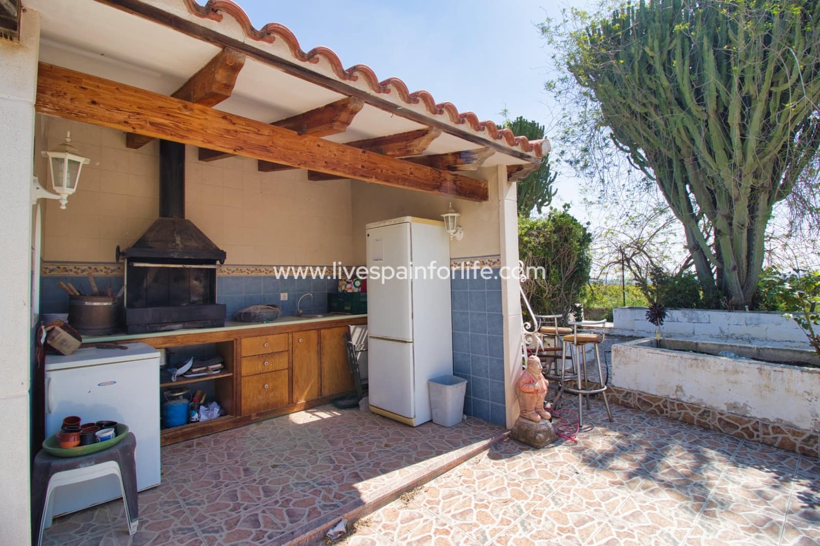 3 soveværelse Finca/Landehus til salg i Albatera med swimmingpool garage - € 250.000 (Ref: 9730894)