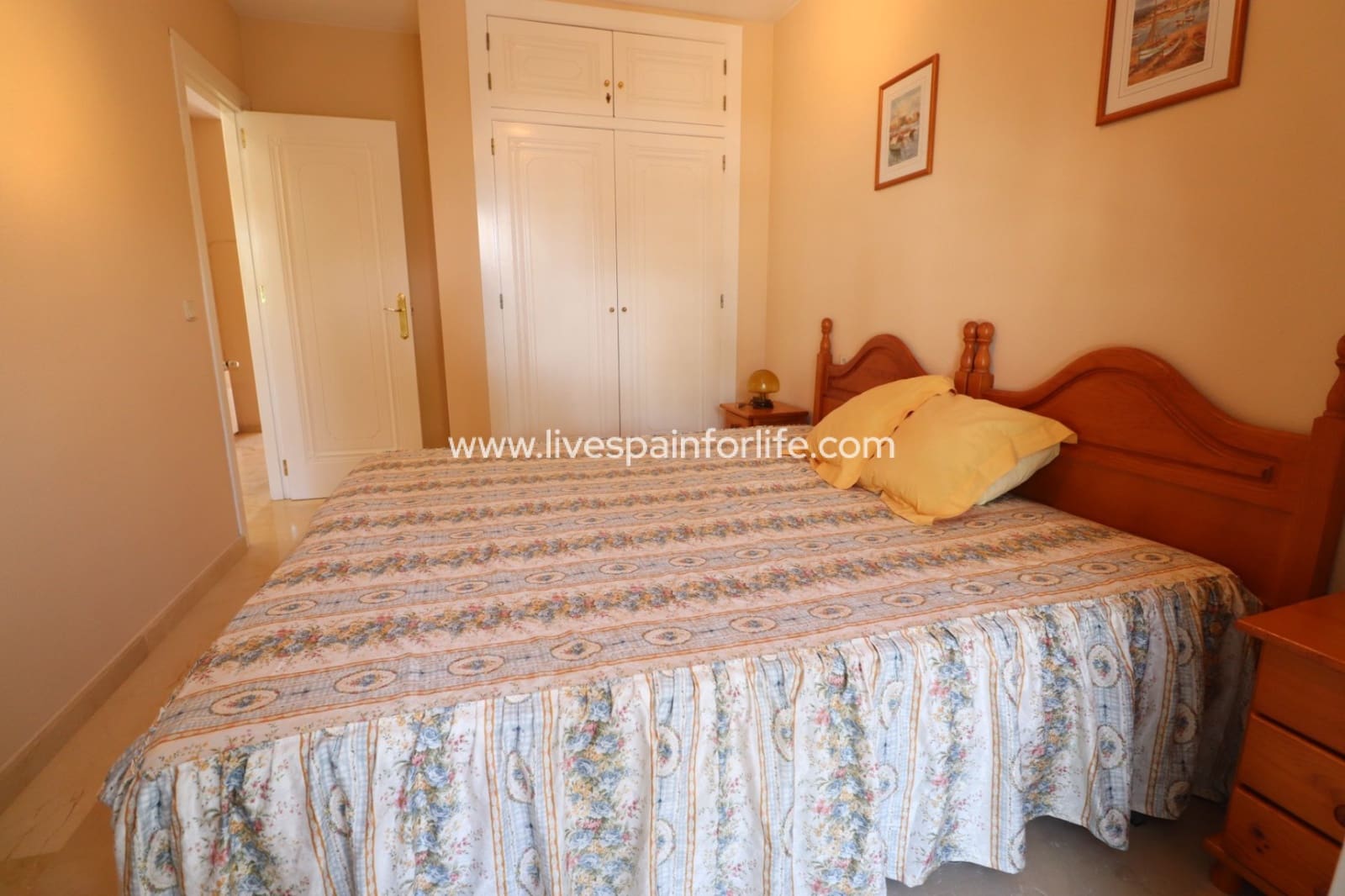 2 makuuhuone Bungalow myytävänä paikassa Orihuela Costa mukana uima-altaan - 229 000 € (Ref: 9735943)