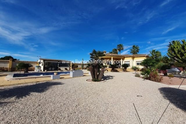 4 sypialnia Finka/Dom wiejski na sprzedaż w Catral z basenem garażem - 369 000 € (Ref: 9737064)