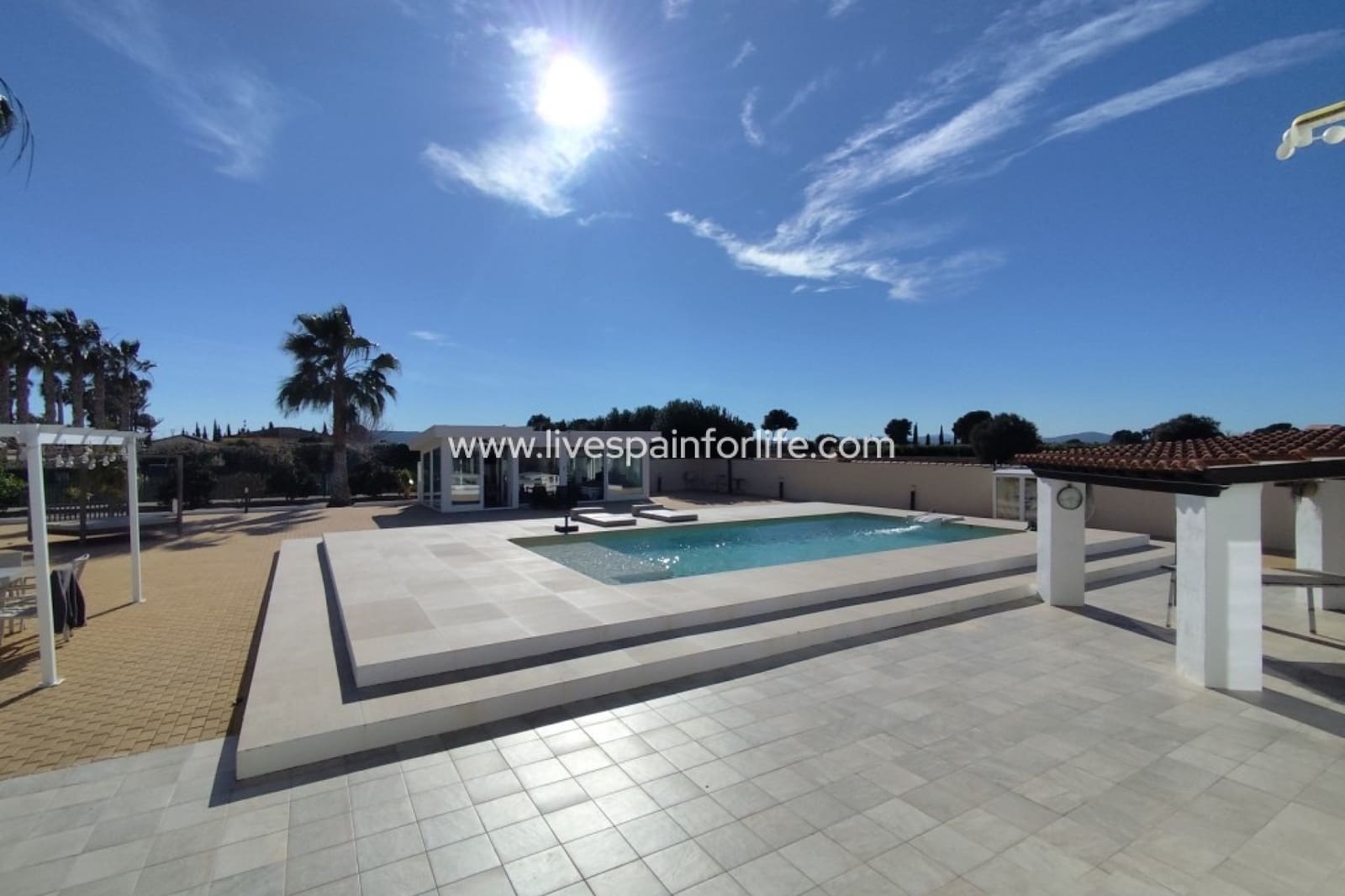 3 sovrum Finca/Hus på landet till salu i Almoradi med pool garage - 590 000 € (Ref: 9737079)