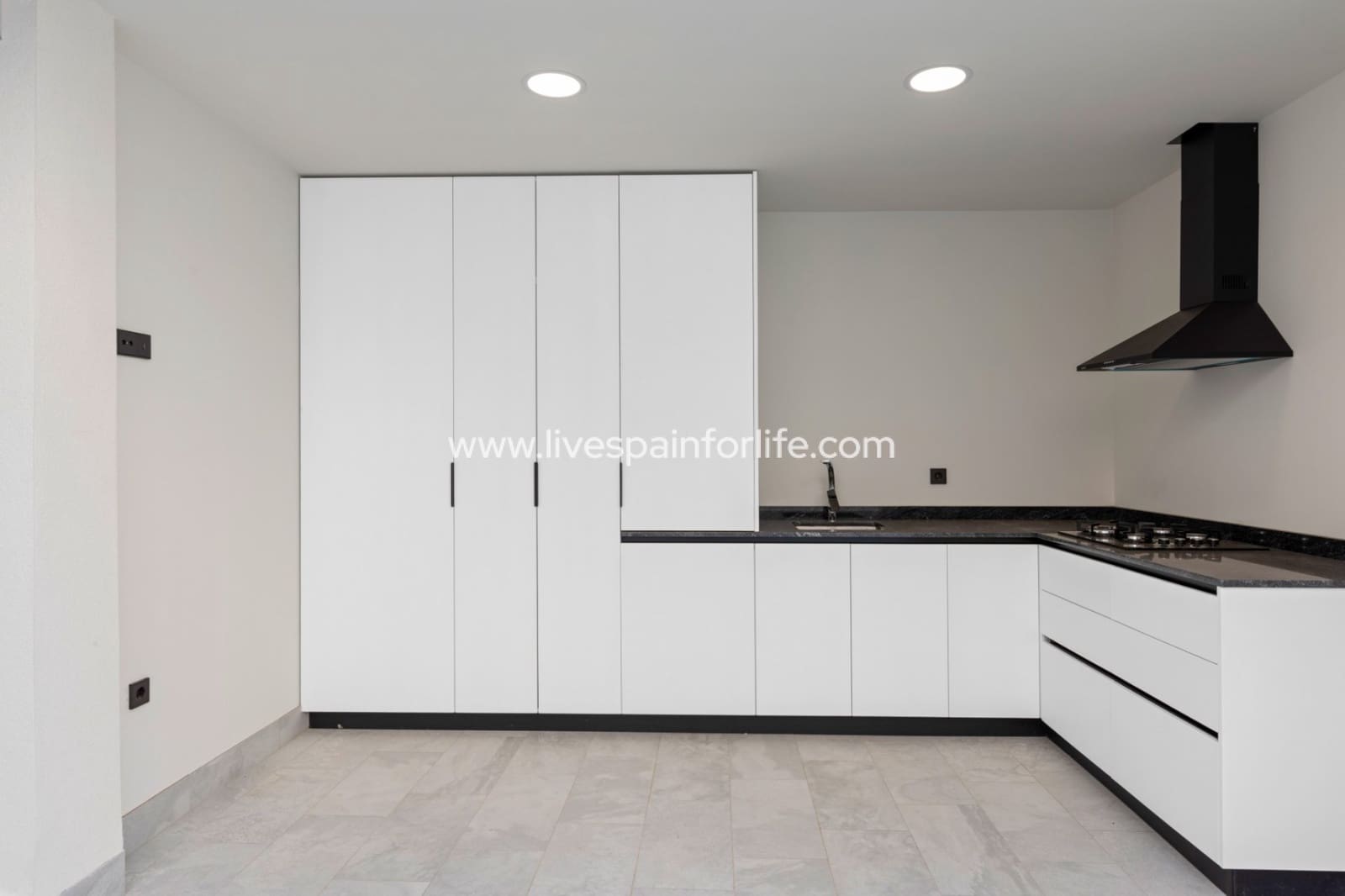 4 quarto Moradia Geminada para venda em Torre de la Horadada com piscina garagem - 698 000 € (Ref: 9752346)