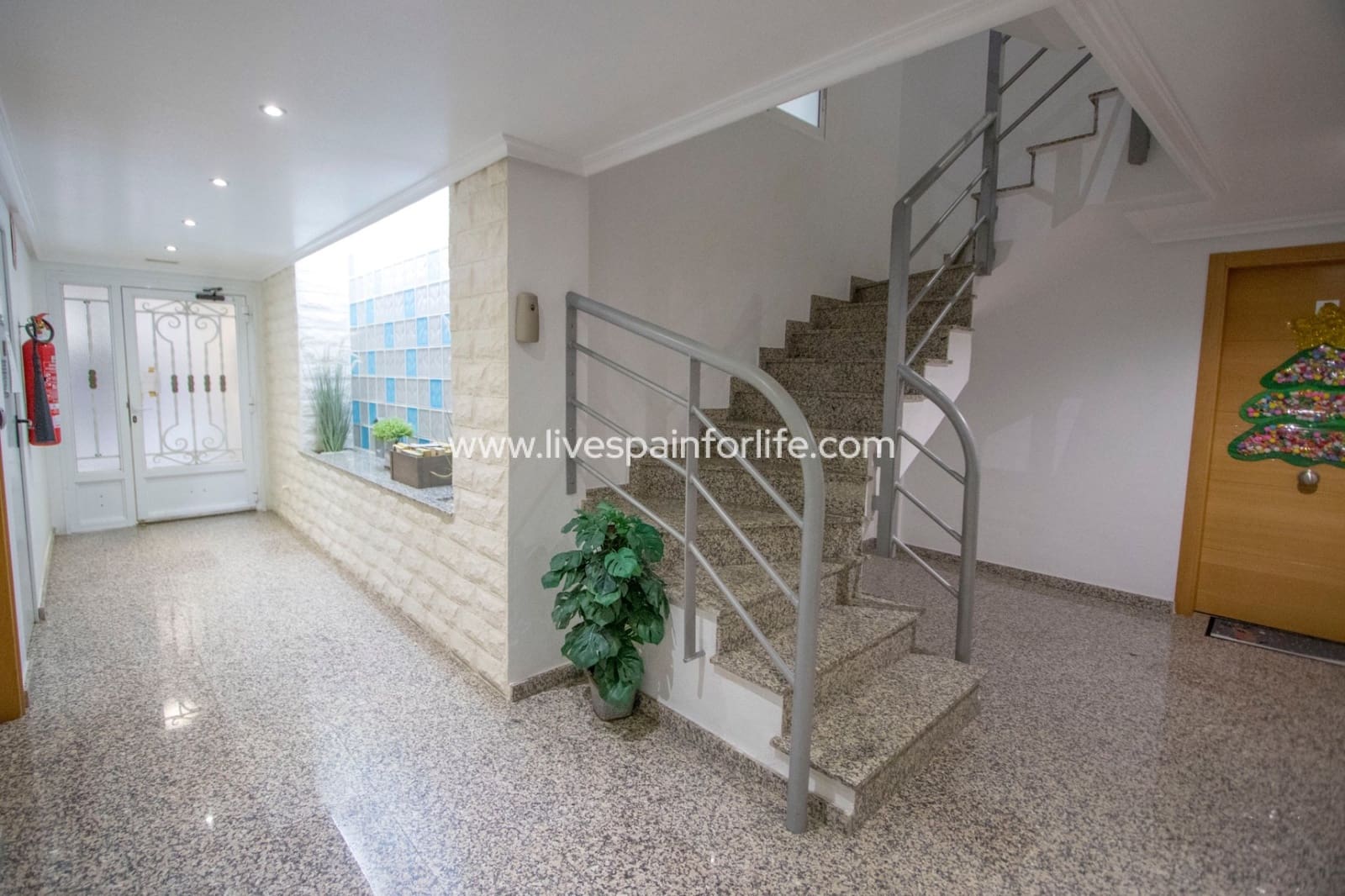 3 slaapkamer Appartement te koop in Formentera del Segura met zwembad - € 125.000 (Ref: 9756628)