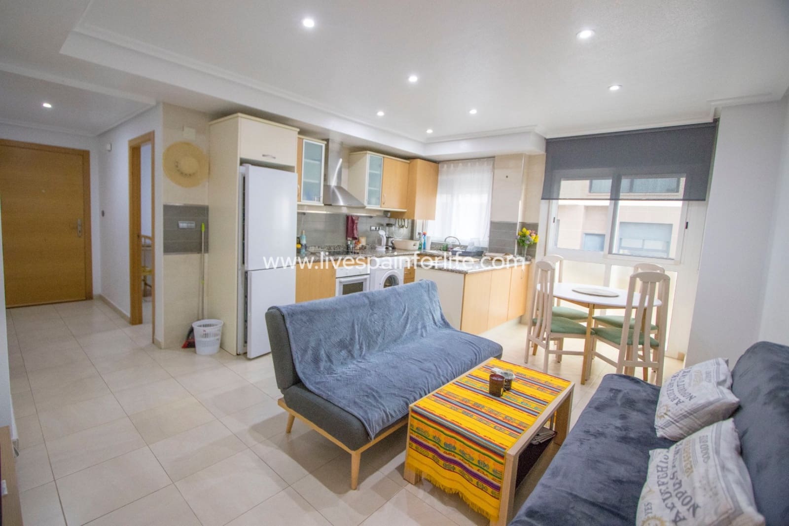 3 slaapkamer Appartement te koop in Formentera del Segura met zwembad - € 125.000 (Ref: 9756628)