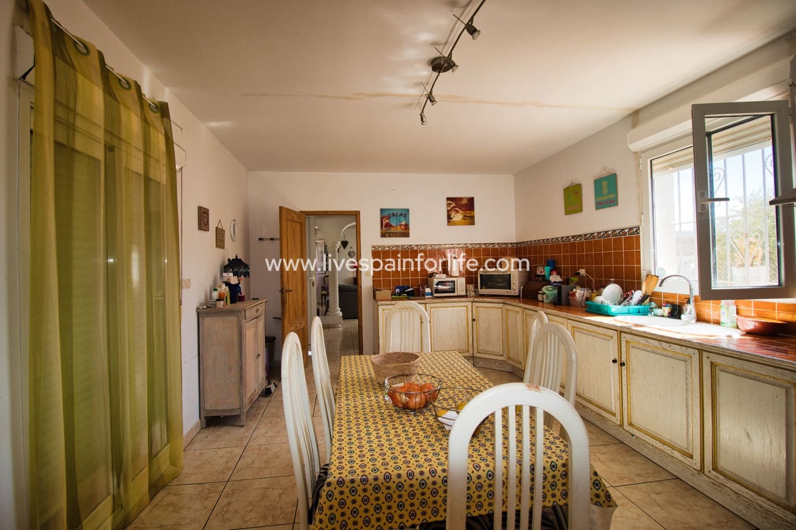 6 bedroom Finca/Country House for sale in Albatera with pool - € 280,000 (Ref: 9757566)