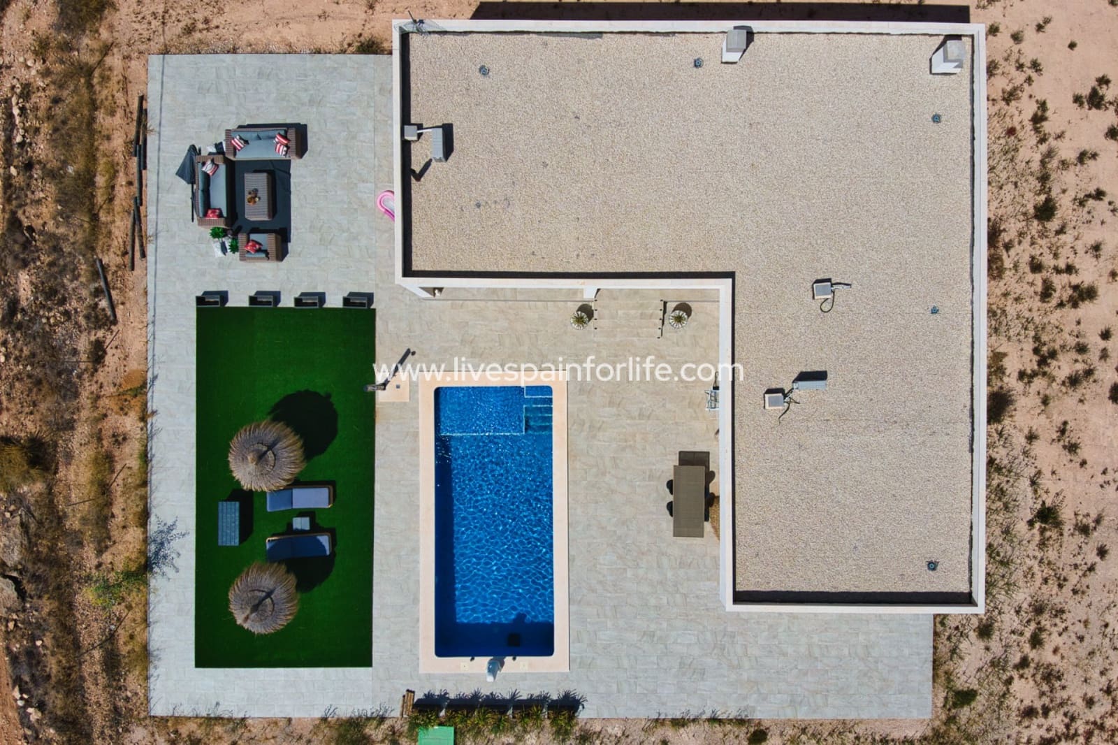 3 quarto Quinta/Casa Rural para venda em Pinoso com piscina garagem - 425 000 € (Ref: 9757567)