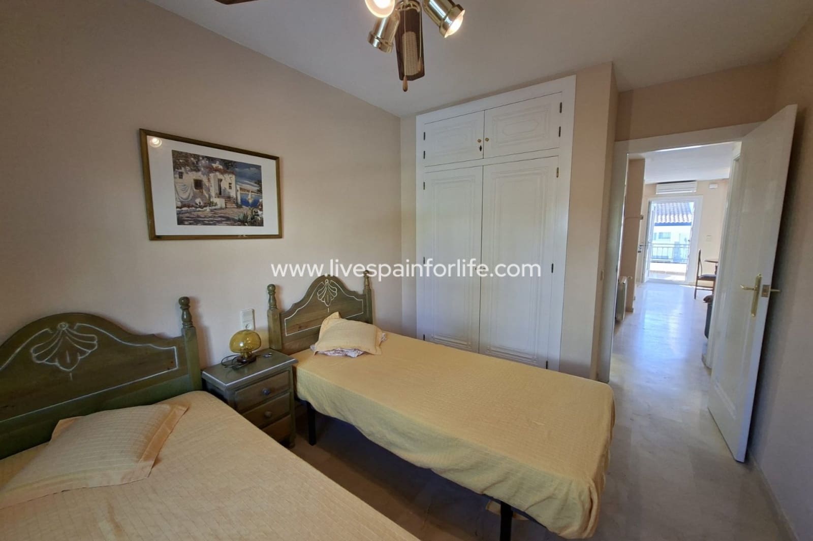 2 slaapkamer Bungalow te koop in Orihuela Costa met zwembad - € 229.000 (Ref: 9757569)