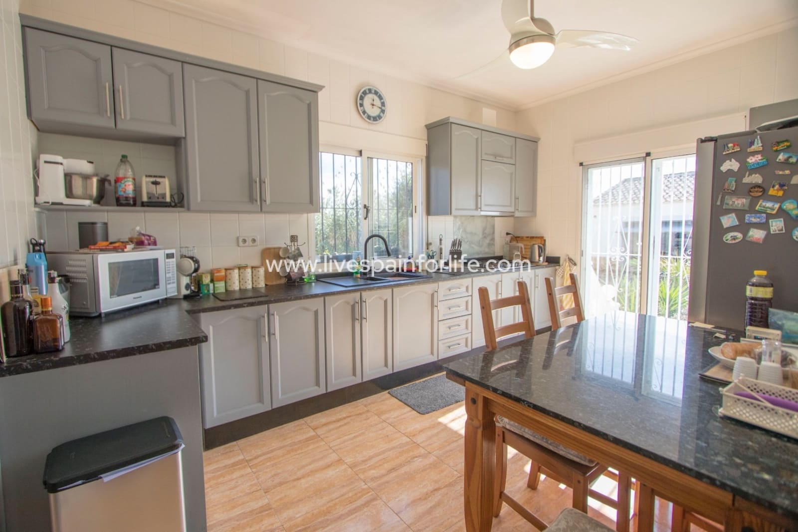 3 slaapkamer Finca/Landhuis te koop in Alicante stad met zwembad garage - € 359.999 (Ref: 9757574)