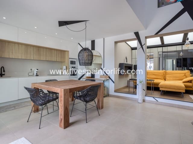 3 quarto Casa em Banda para venda em Benijófar com piscina - 439 000 € (Ref: 9757591)