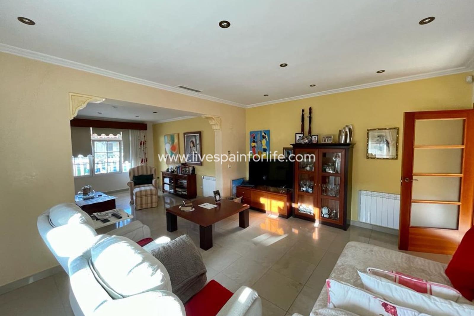 4 bedroom Finca/Country House for sale in Albatera with pool garage - € 399,999 (Ref: 9776862)