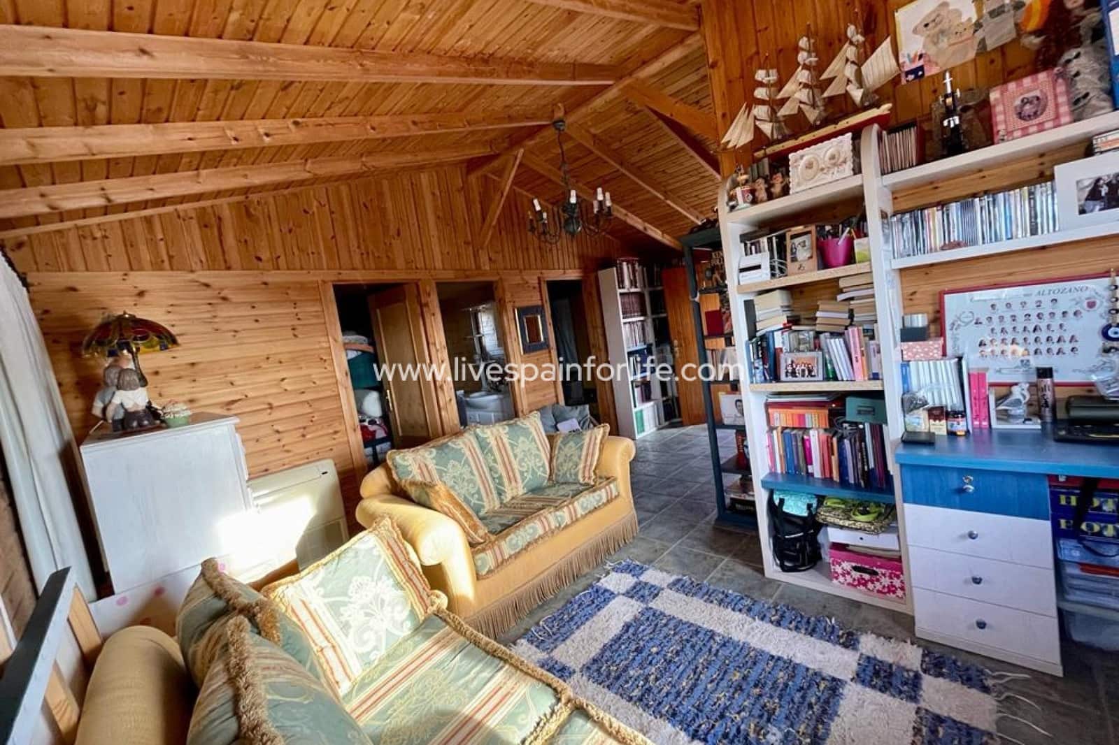 4 bedroom Finca/Country House for sale in Albatera with pool garage - € 399,999 (Ref: 9776862)