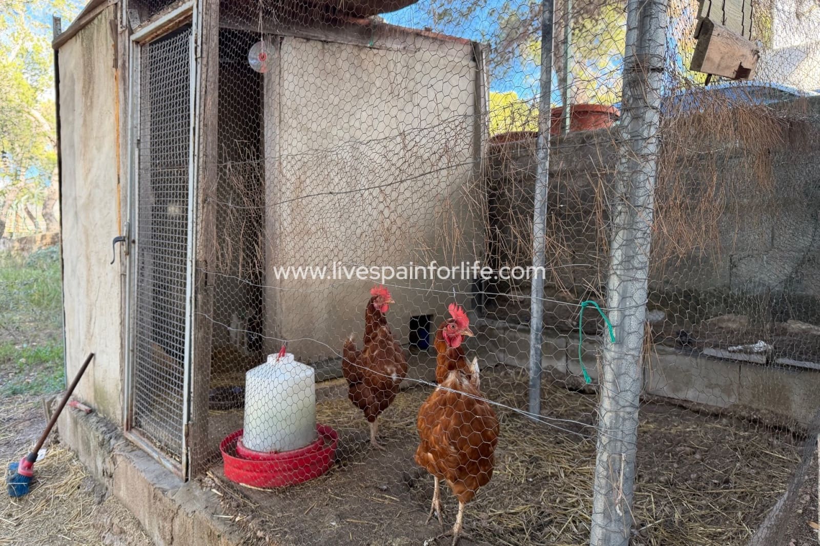 3 slaapkamer Finca/Landhuis te koop in La Romana met zwembad garage - € 280.000 (Ref: 9778577)