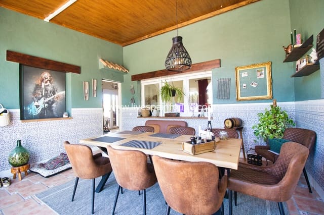 4 sypialnia Finka/Dom wiejski na sprzedaż w Daya Vieja z basenem garażem - 539 000 € (Ref: 9778826)