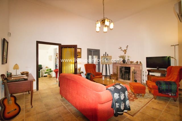 3 Zimmer Finca/Landgut zu verkaufen in Dolores mit Pool Garage - 495.000 € (Ref: 9778828)