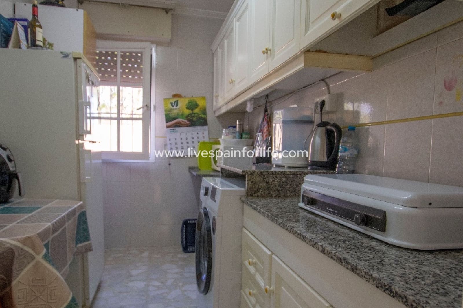 5 chambre Maison de Ville à vendre à Redovan avec garage - 240 000 € (Ref: 9778834)