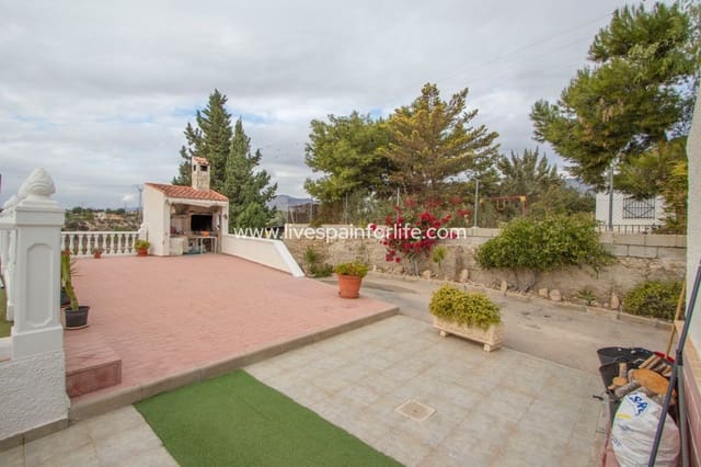 4 sovrum Finca/Hus på landet till salu i Albatera med pool garage - 367 500 € (Ref: 9778837)