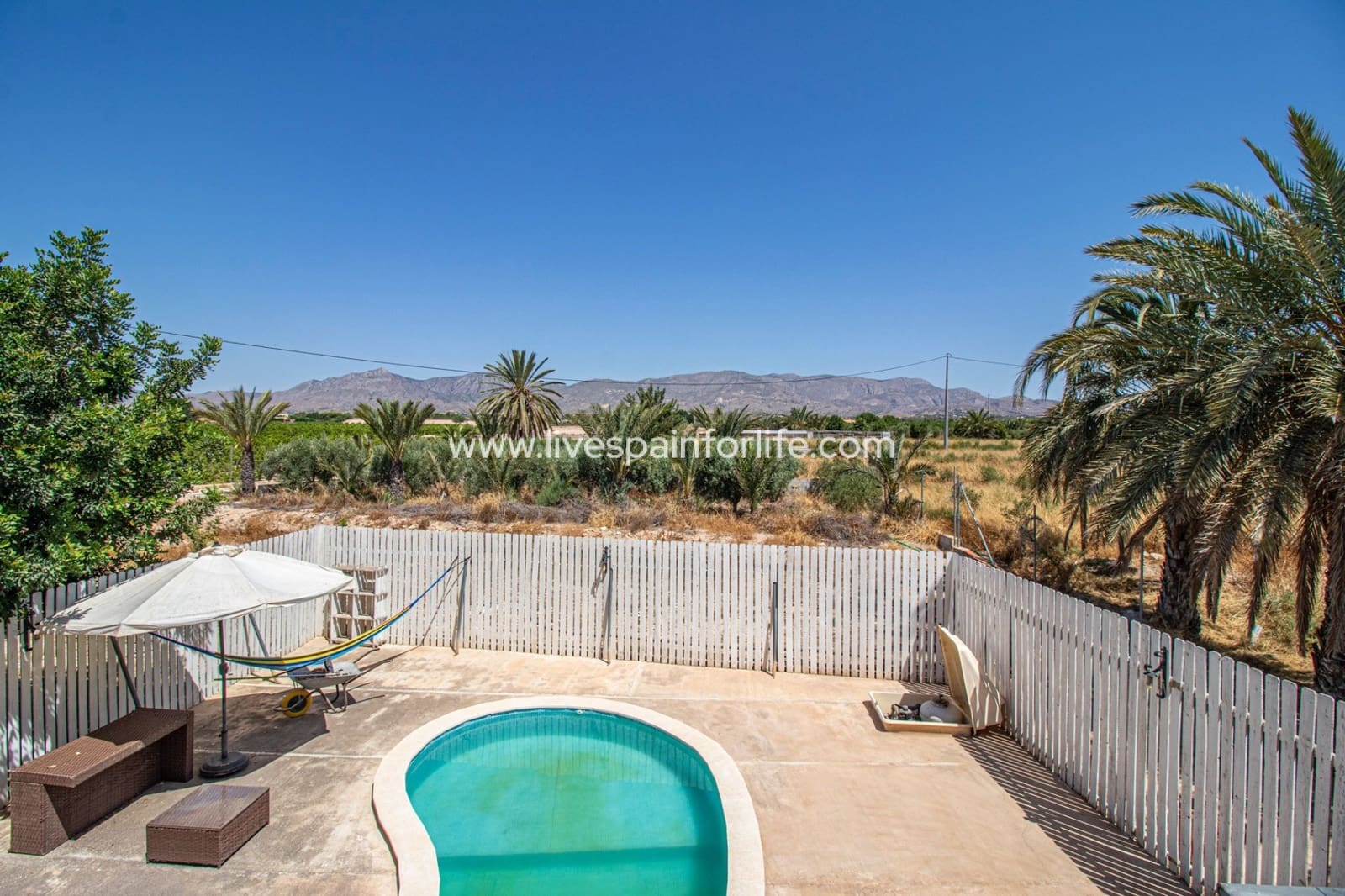 6 soveværelse Finca/Landehus til salg i Crevillente / Crevillent med swimmingpool garage - € 399.995 (Ref: 9778838)