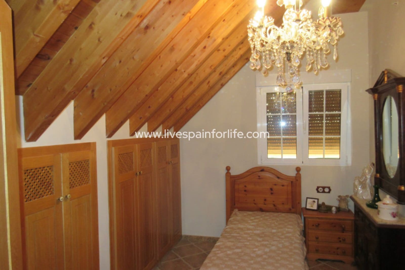 16 soveværelse Finca/Landehus til salg i Albatera med swimmingpool garage - € 1.050.000 (Ref: 9778848)