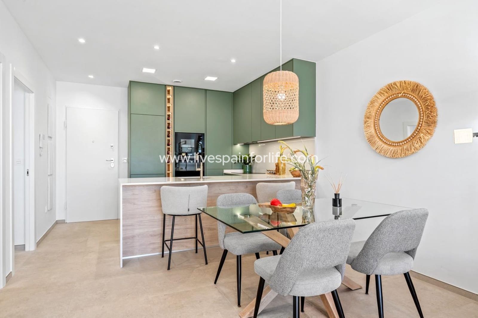 3 slaapkamer Appartement te koop in Los Alcazares met zwembad garage - € 455.000 (Ref: 9784403)