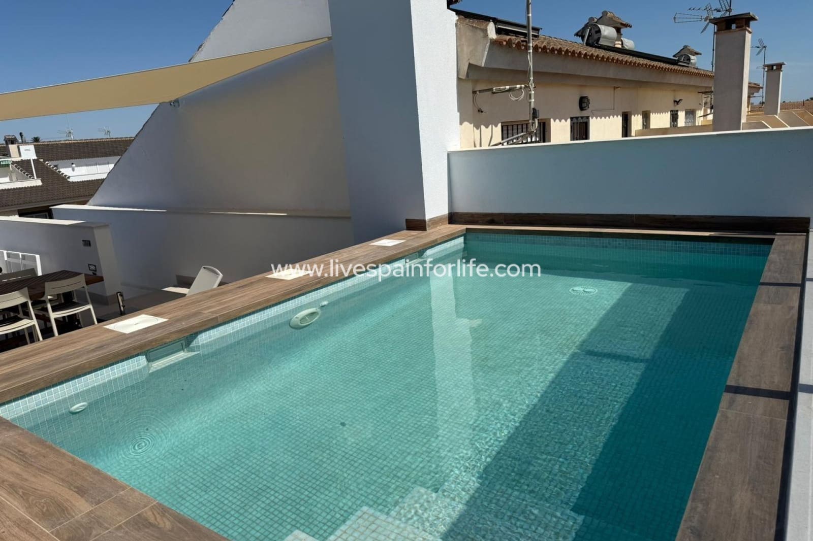 2 bedroom Bungalow for sale in San Pedro del Pinatar with pool garage - € 329,900 (Ref: 9784406)