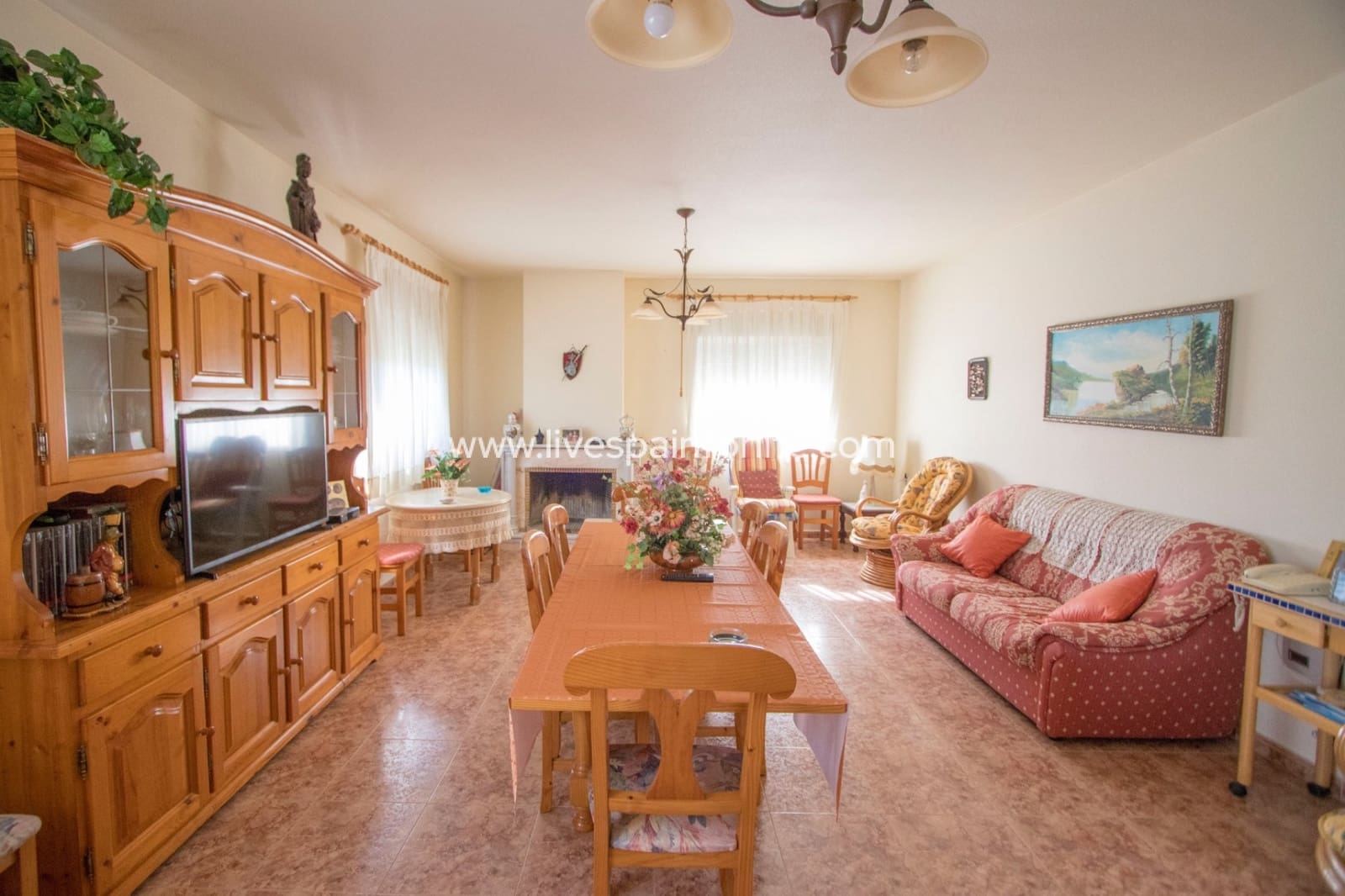 4 soveværelse Finca/Landehus til salg i Albatera med swimmingpool garage - € 425.000 (Ref: 9787537)