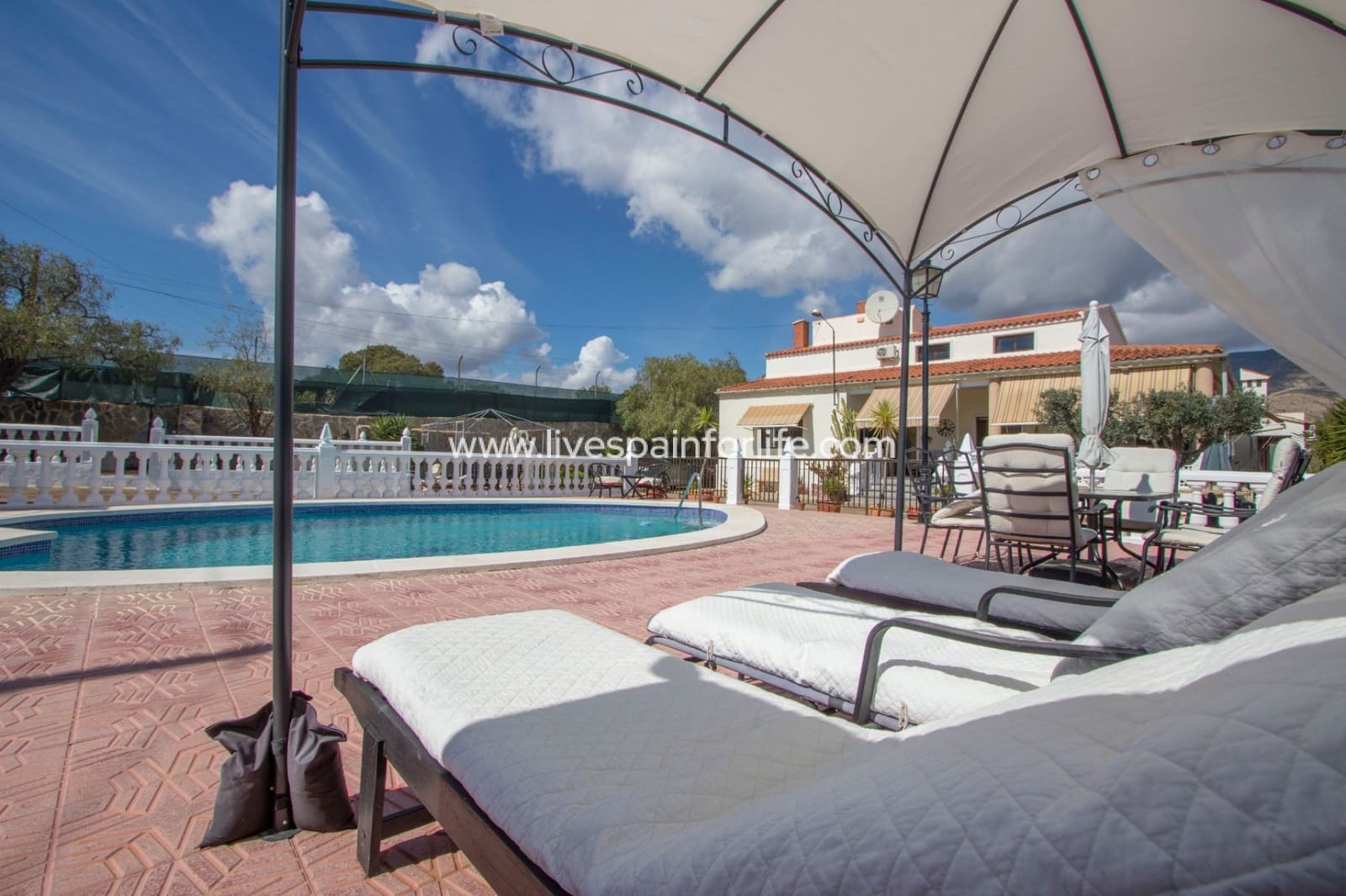 6 quarto Quinta/Casa Rural para venda em Crevillente / Crevillent com piscina garagem - 495 000 € (Ref: 9787541)