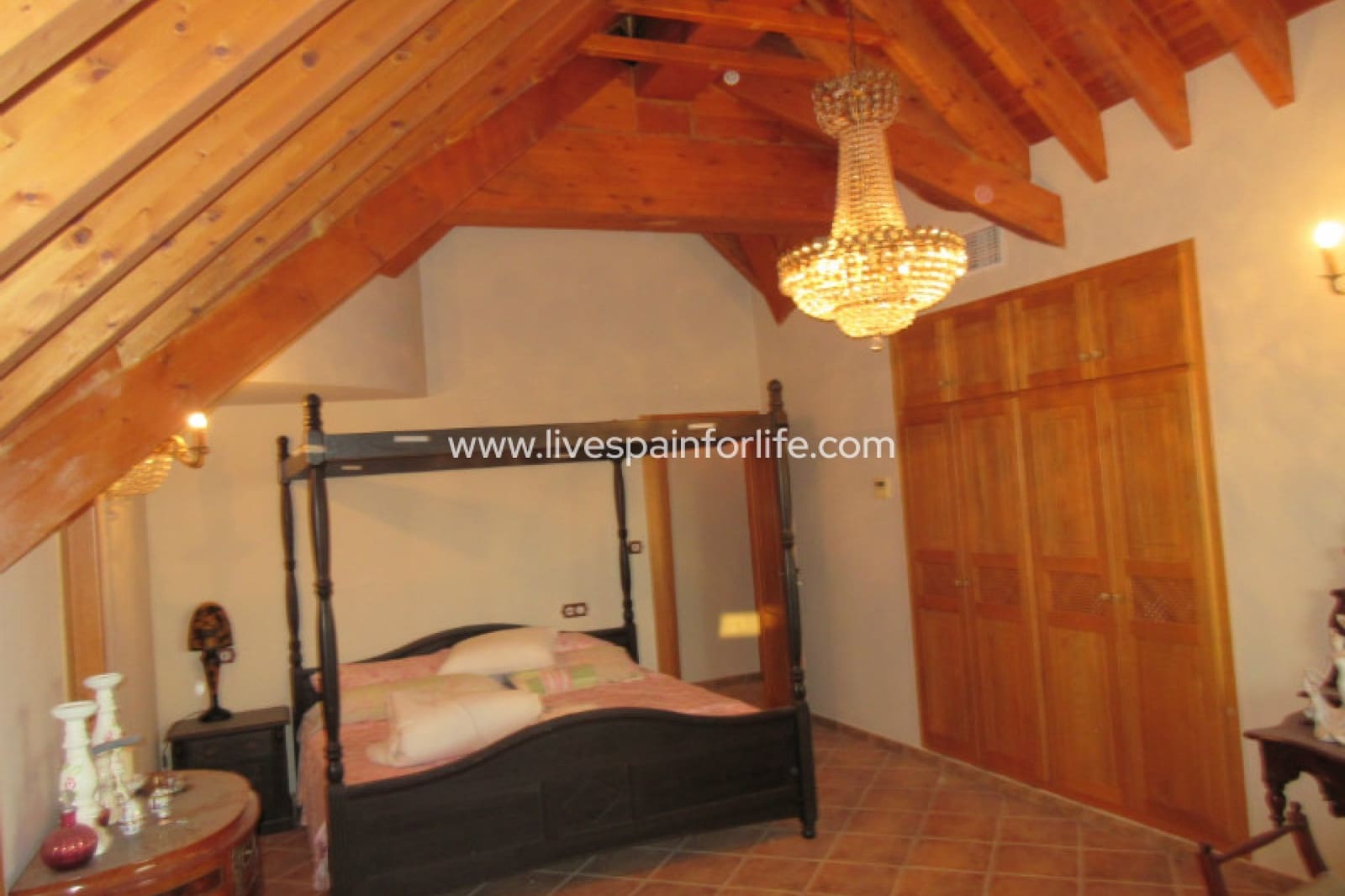 16 makuuhuone Maalaistalo myytävänä paikassa Albatera mukana uima-altaan 
autotalli - 1 050 000 € (Ref: 9789544)