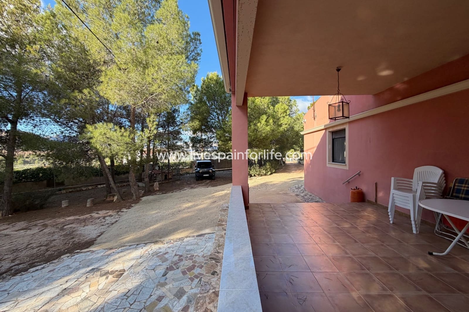 3 soveværelse Finca/Landehus til salg i La Romana med swimmingpool garage - € 280.000 (Ref: 9789551)