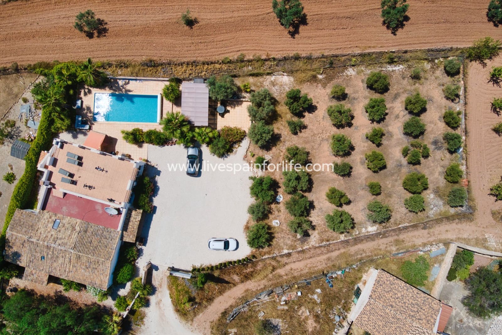 5 sovrum Finca/Hus på landet till salu i Alicante stad med pool garage - 395 000 € (Ref: 9793279)