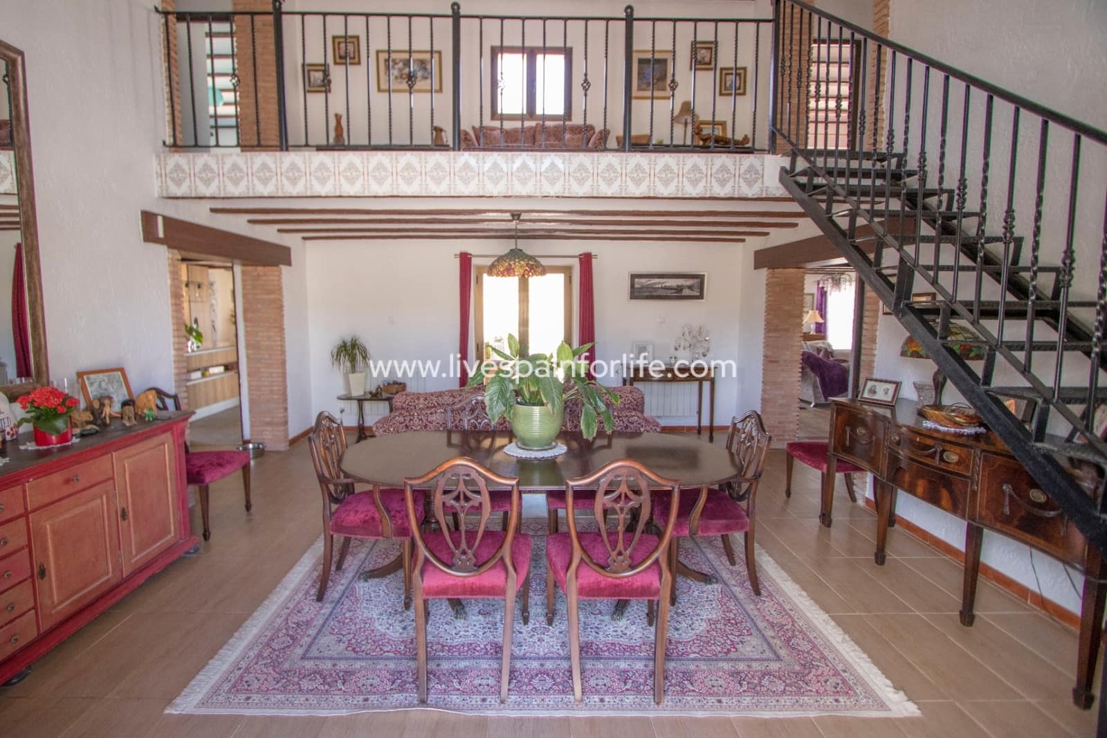 7 makuuhuone Maalaistalo myytävänä paikassa Barbarroja mukana uima-altaan - 534 995 € (Ref: 9793285)