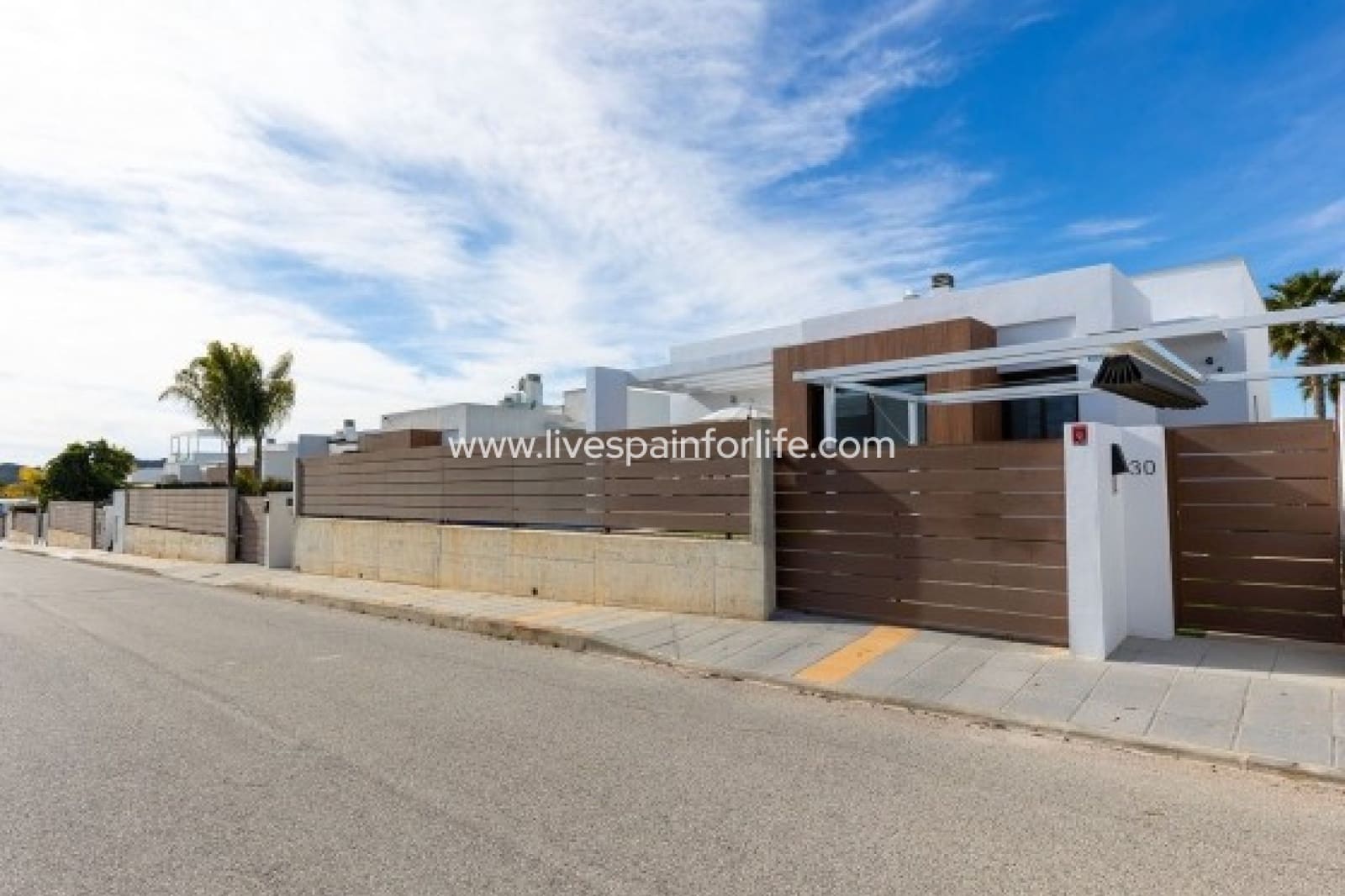 3 soveværelse Villa til salg i Vistabella med swimmingpool garage - € 449.900 (Ref: 9793290)