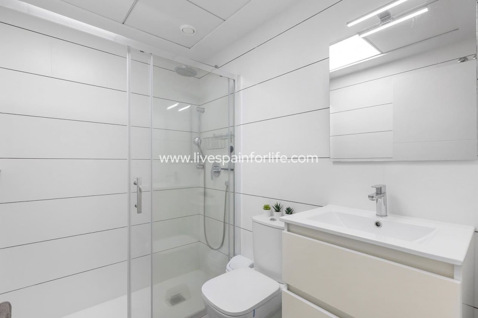 2 slaapkamer Appartement te koop in Villamartin met zwembad garage - € 289.900 (Ref: 9795228)