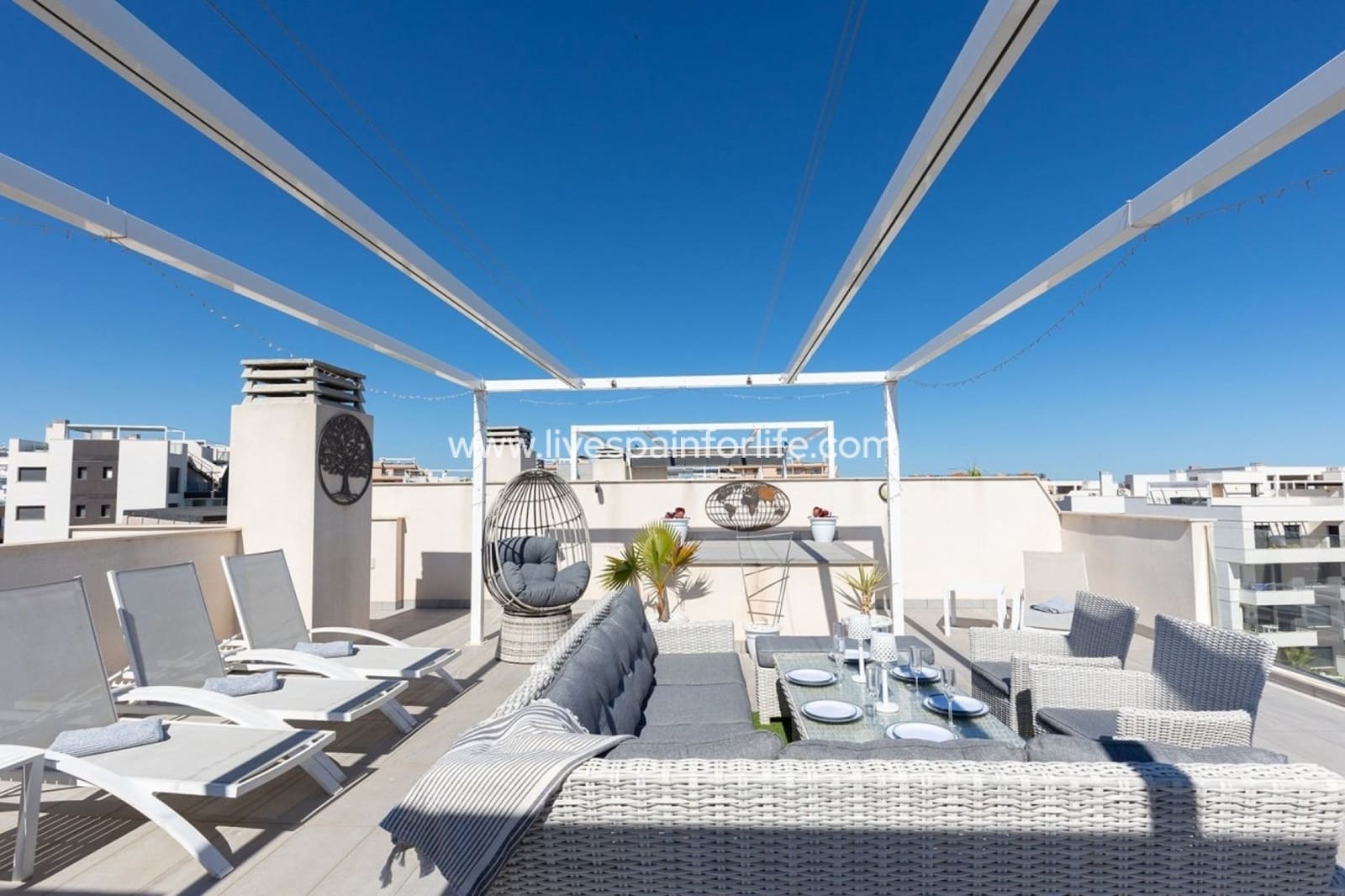 2 slaapkamer Appartement te koop in Villamartin met zwembad garage - € 289.900 (Ref: 9795228)