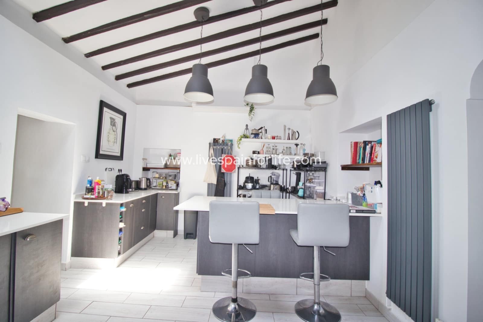 5 soveværelse Finca/Landehus til salg i Pinoso med swimmingpool garage - € 395.000 (Ref: 9795231)