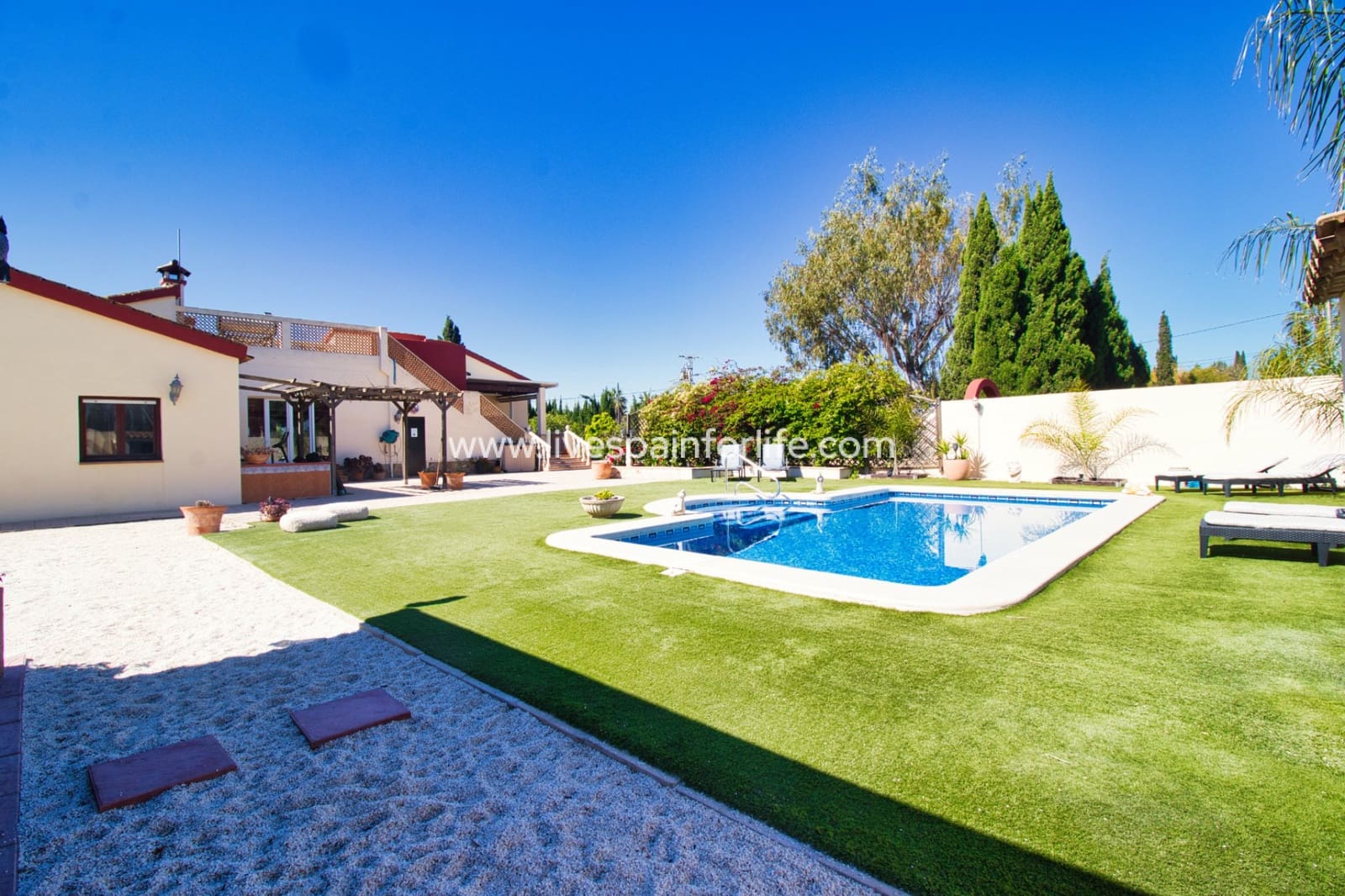 4 bedroom Finca/Country House for sale in Daya Vieja with pool garage - € 539,000 (Ref: 9801425)