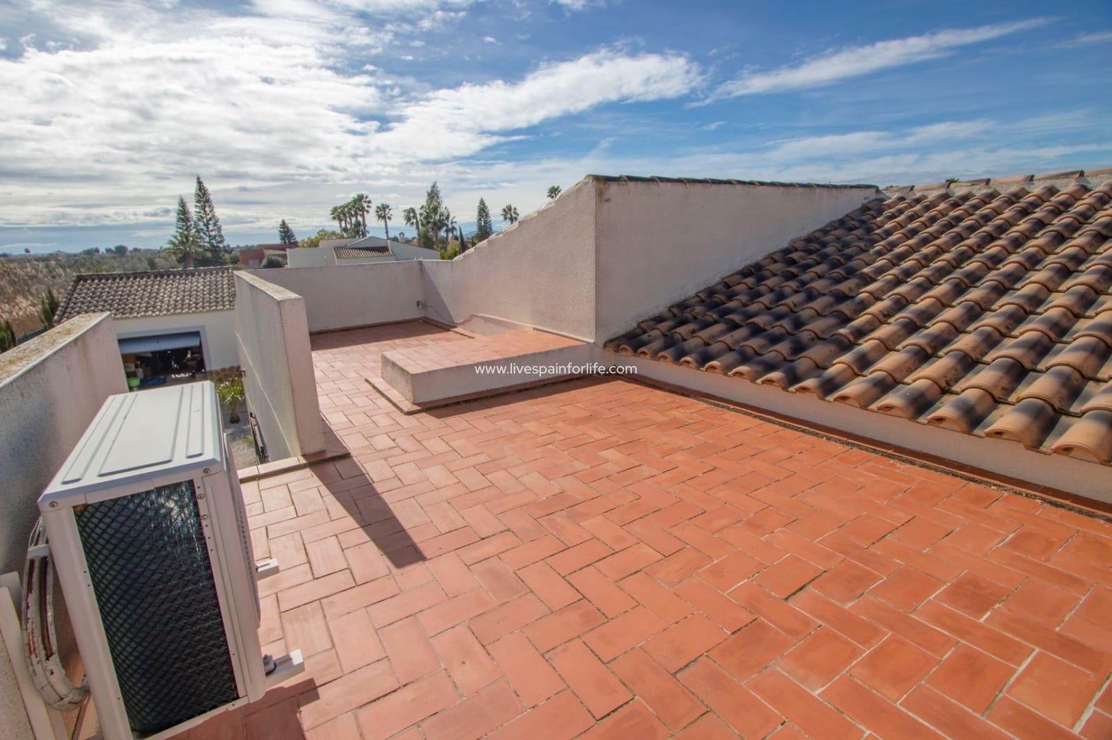 3 slaapkamer Finca/Landhuis te koop in Catral met zwembad garage - € 359.999 (Ref: 9801427)