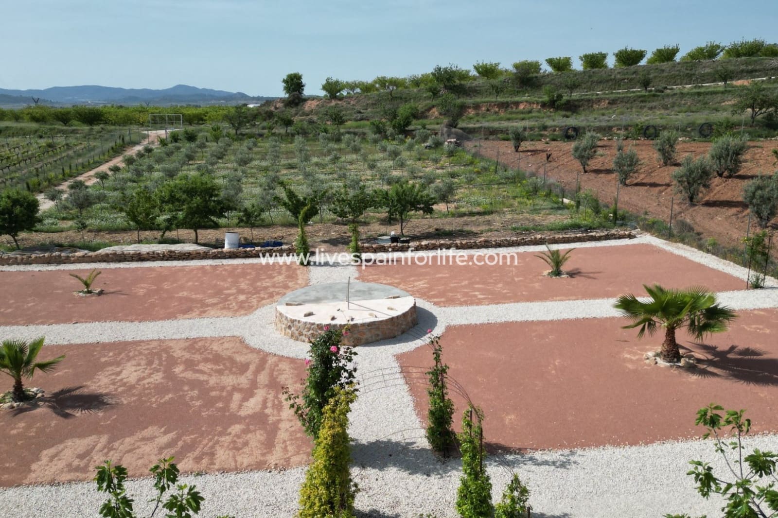 4 quarto Moradia para venda em Pinoso com piscina garagem - 649 950 € (Ref: 9801436)