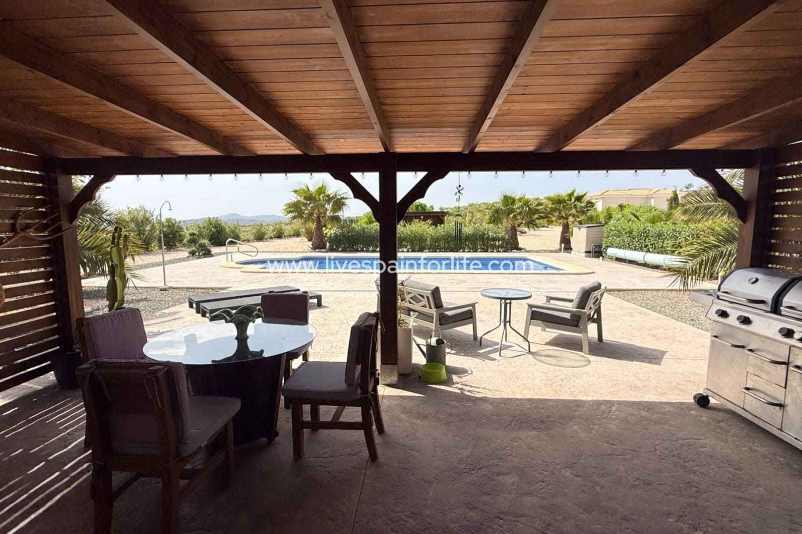 4 quarto Moradia para venda em Pinoso com piscina garagem - 649 950 € (Ref: 9801436)