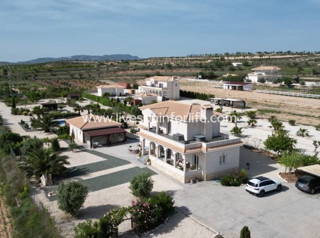 4 camera da letto Villa in vendita in Pinoso con piscina - 649.950 € (Rif: 9801436)