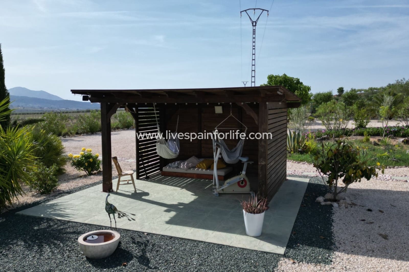 4 Zimmer Villa zu verkaufen in Pinoso mit Pool Garage - 649.950 € (Ref: 9801437)