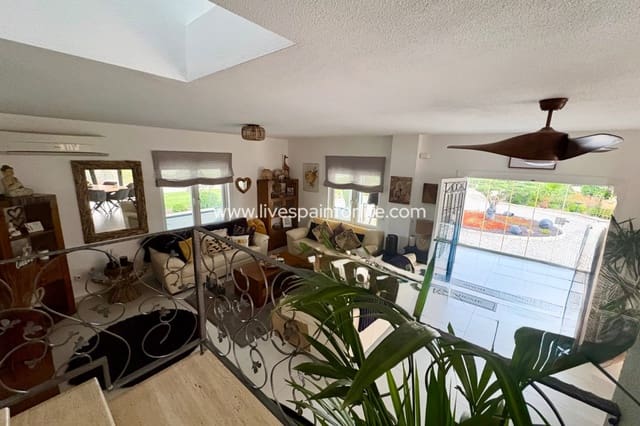 4 bedroom Finca/Country House for sale in Dolores with pool garage - € 649,000 (Ref: 9802578)