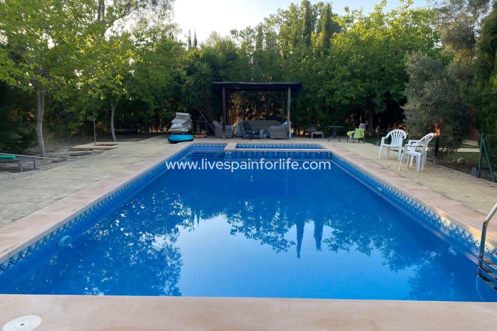 Finca/Casa Rural de 3 habitaciones en Callosa de Segura en venta con piscina - 480.000 € (Ref: 9802580)