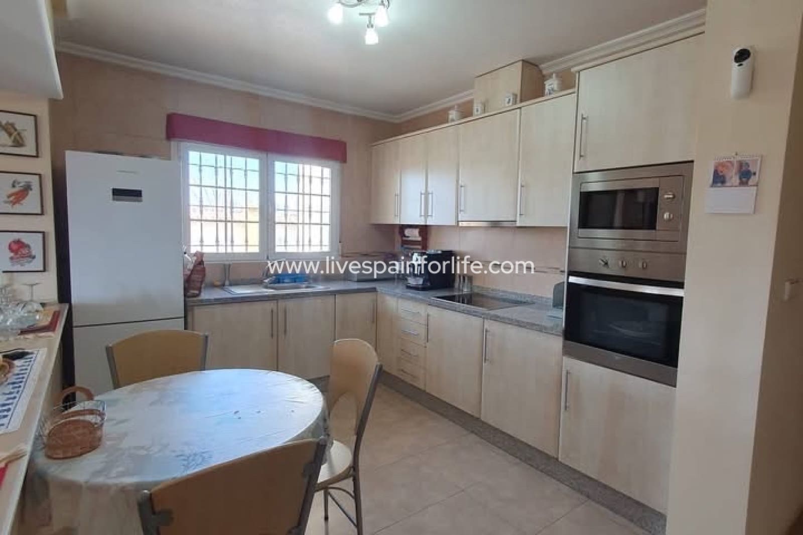 4 sypialnia Finka/Dom wiejski na sprzedaż w Catral z basenem garażem - 369 000 € (Ref: 9802583)