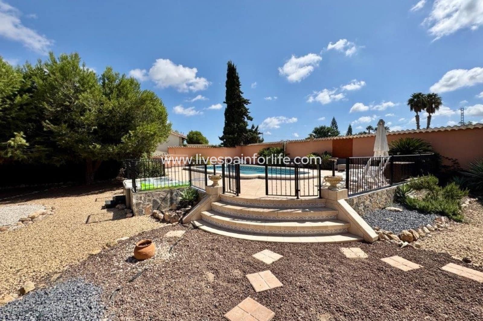 3 bedroom Finca/Country House for sale in Dolores with pool garage - € 455,000 (Ref: 9802588)