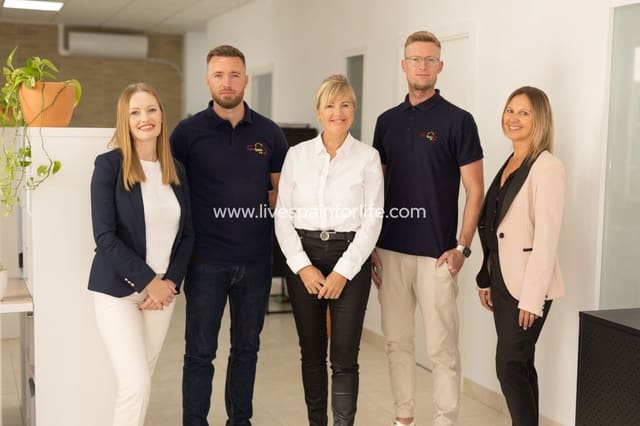 3 makuuhuone Huvila myytävänä paikassa Formentera del Segura mukana uima-altaan 
autotalli - 397 500 € (Ref: 9802593)